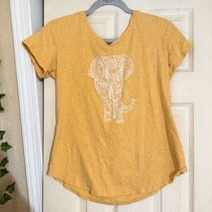 Women’s Size Medium Top